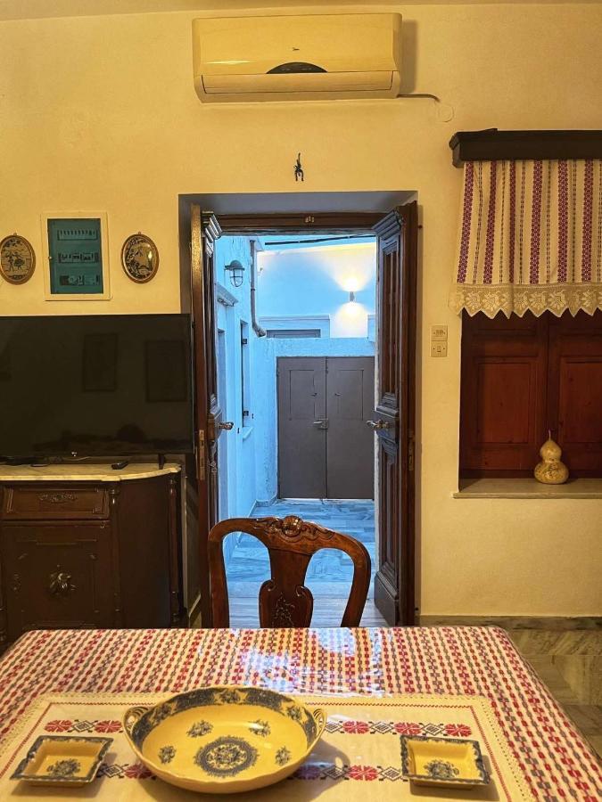 "Παραδοσακό κατάλυμα στην όμορφη Απείρανθο" Απέραθος Εξωτερικό φωτογραφία