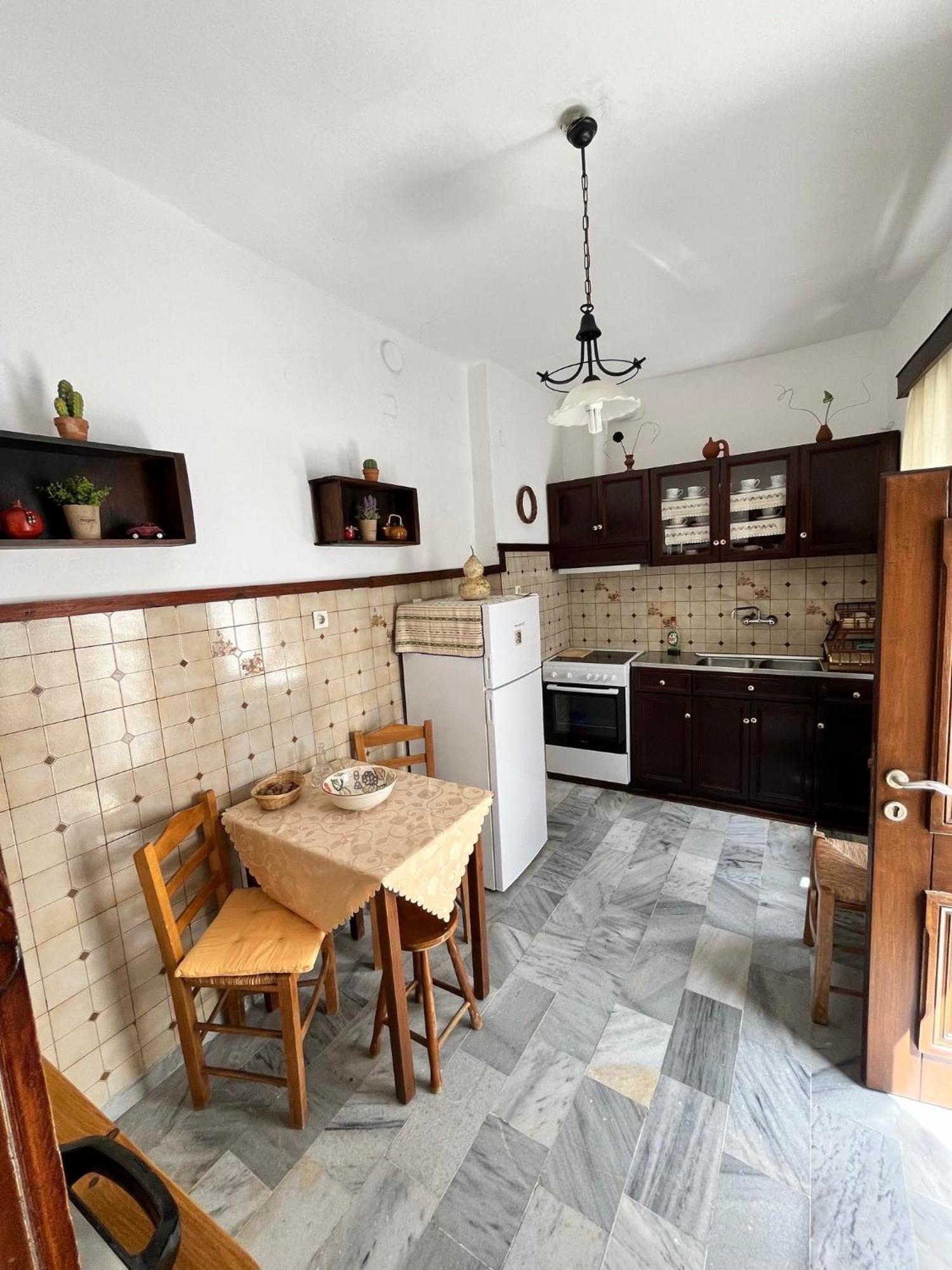"Παραδοσακό κατάλυμα στην όμορφη Απείρανθο" Απέραθος Εξωτερικό φωτογραφία
